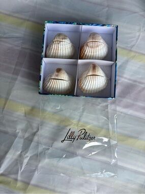 Lilly Pulitzer Shell Place Card Holders - NIB - Set of 4